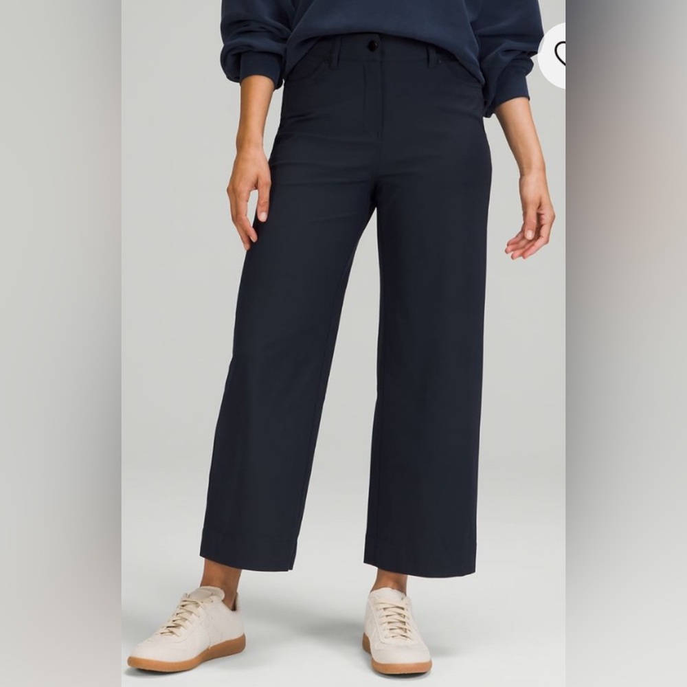 Lululemon City Sleek 5 Pocket High Rise Cropped Wide Leg